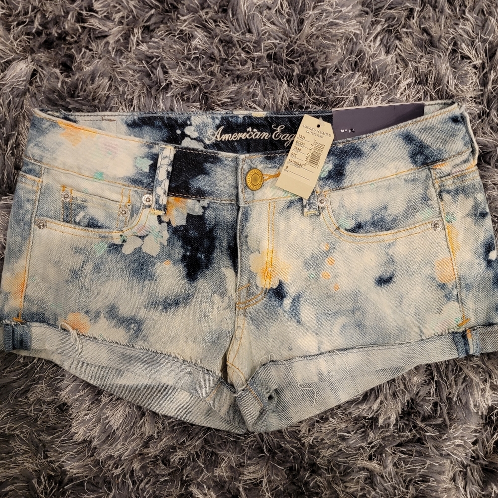 NWT American Eagle denim shorts size 2